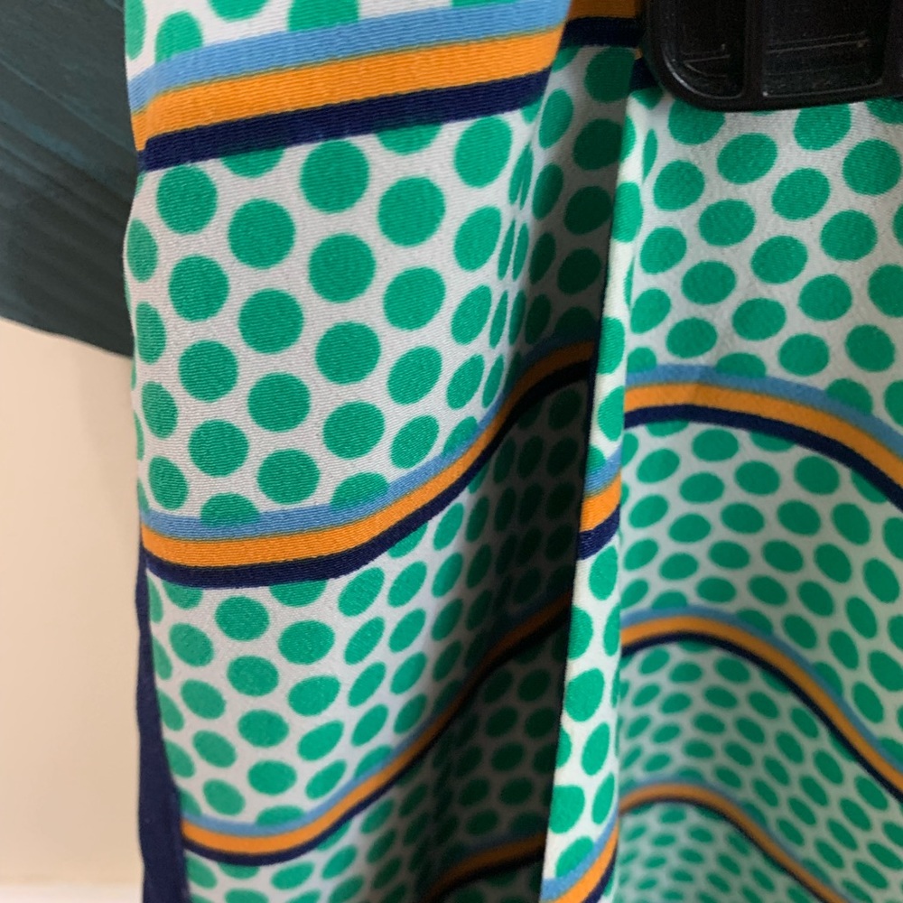 Shorts - Picture 3 of 5